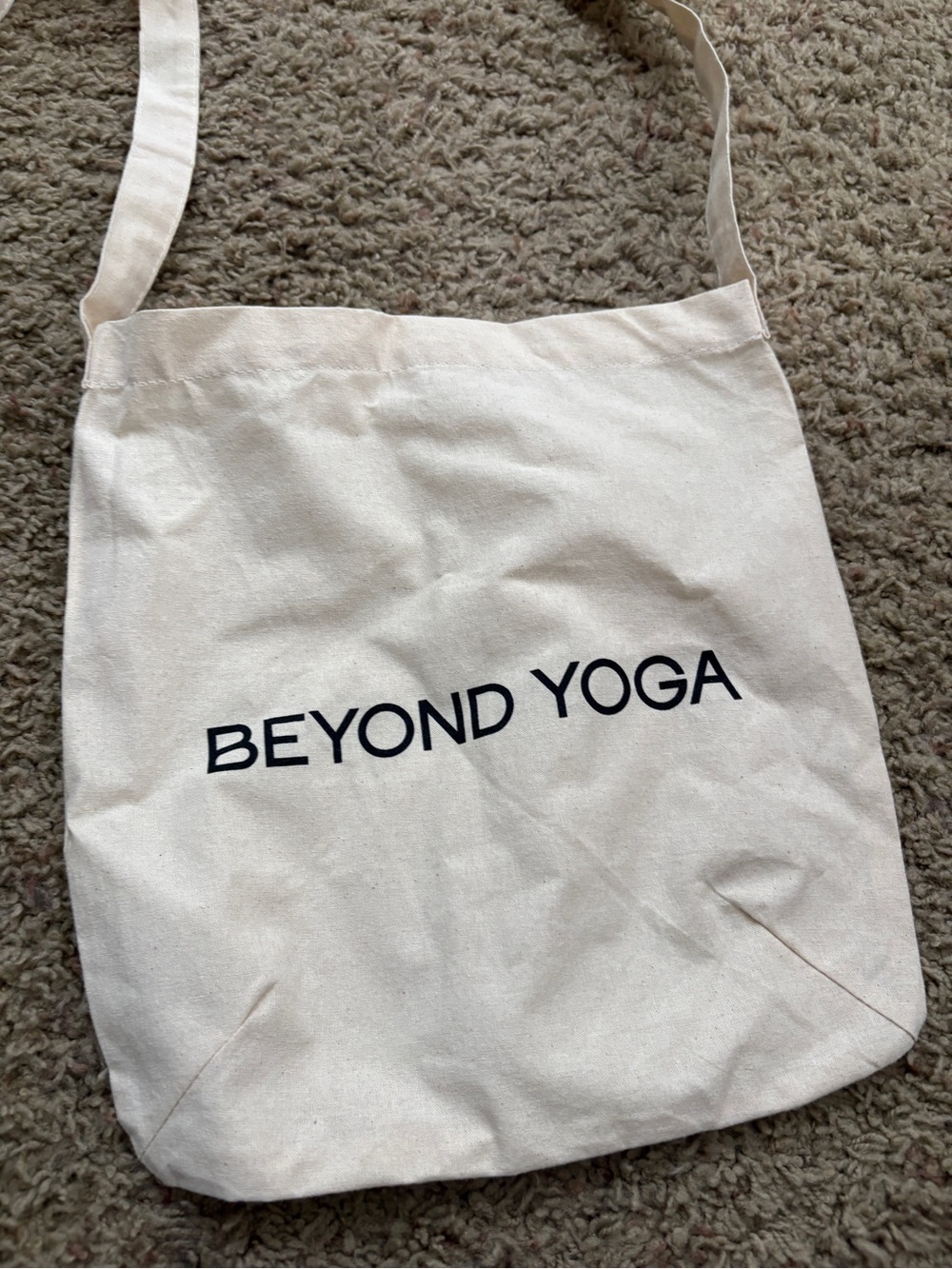 Beyond Yoga Small Messenger Tote Bag - Picture 2 of 3